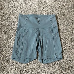 Lululemon Fast and Free 6” Chambray Biker Short Size 6